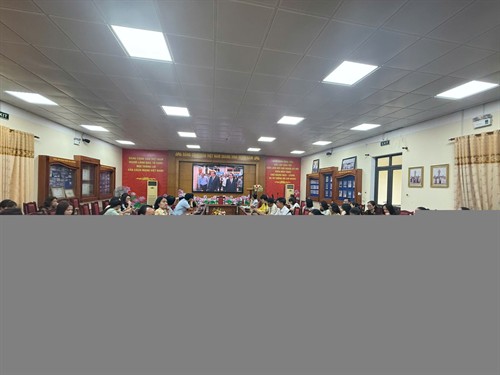 Trường CĐ VHNT Nghệ An tham dự trực tuyến Hội nghị toàn quốc quán triệt, triển khai thực hiện Nghị quyết số 66 và Nghị quyết số 68 của Bộ Chính trị