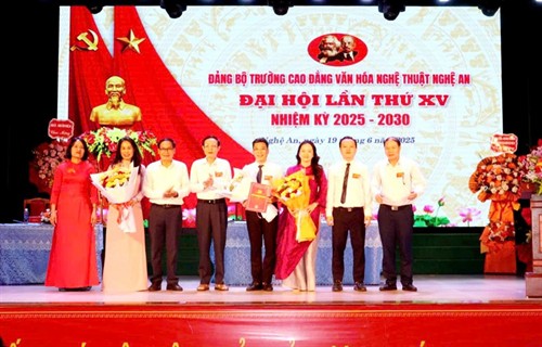 Trường Cao đẳng Văn hóa Nghệ thuật Nghệ An long trọng tổ chức Đại hội Đảng bộ Trường lần thứ XV, nhiệm kỳ 2025 – 2030